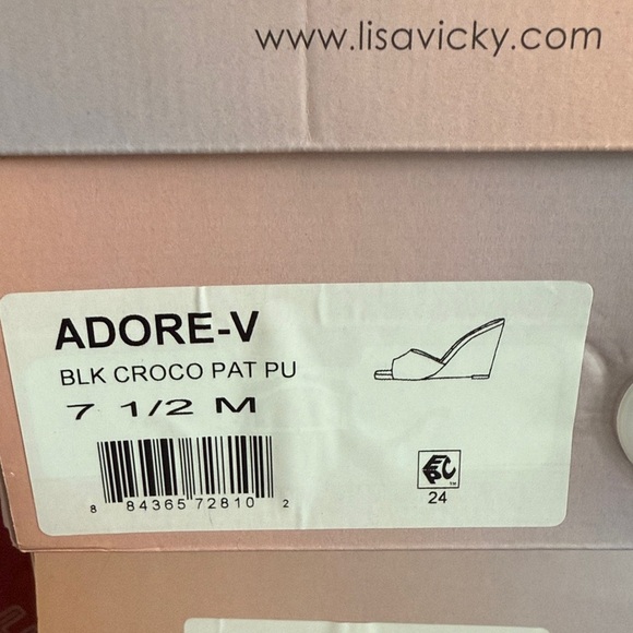 Lisa Vicky Adore-V Wedge Sandal Black Croco Pattern Size 7.5 NIB - Picture 7 of 7